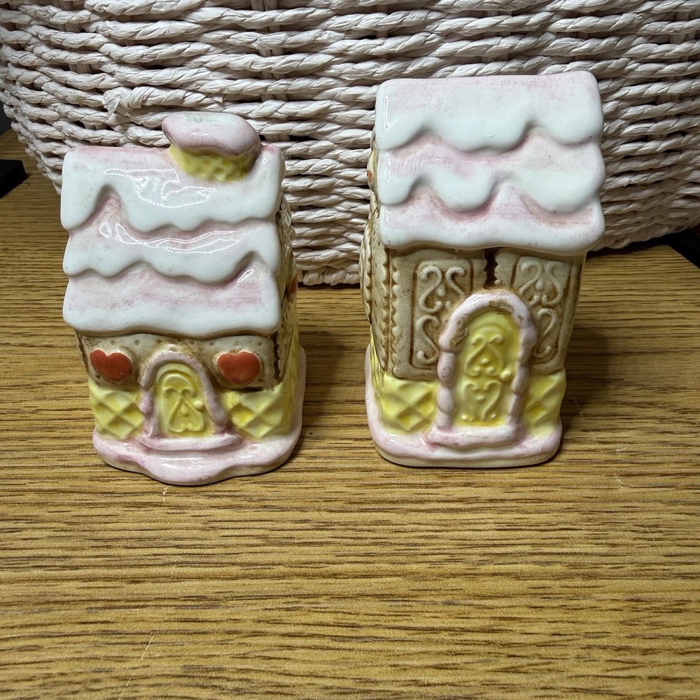 Otagiri Salt And Pepper Shakers Gingerbread Houses Holiday Japan Matt Hromalik
